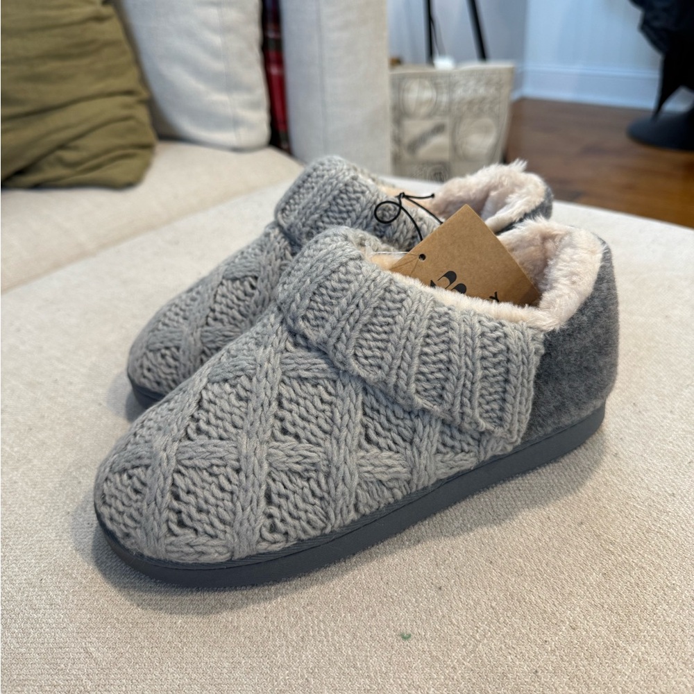 Longbay Cable Knitted Bootie Fuzzy Slippers, Grey, US Size 5-6, NWT